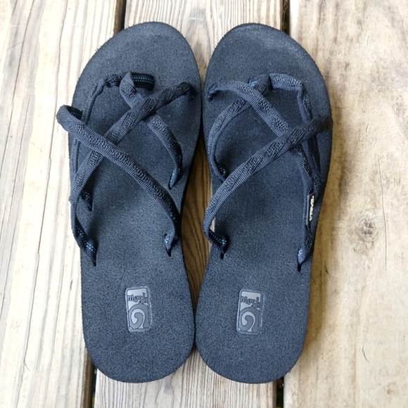 Teva Sandals Olowahu Thong Straps Flats 6840 Black slip ons women's size 10 - Picture 7 of 11